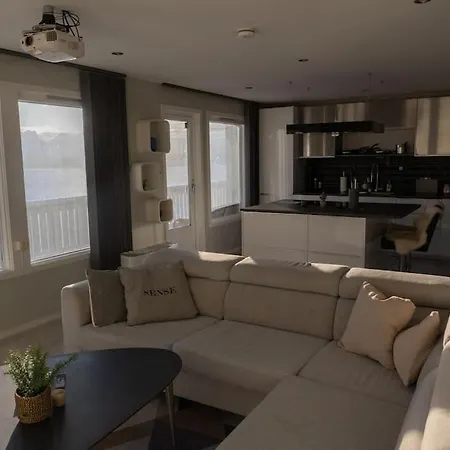 Διαμέρισμα Panorama View! Modern,balcony/parking Μπόντο